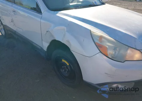 2010 Subaru Outback 2.5I Premium from USA, damaged, VIN 4S4BRBCC4A3313550